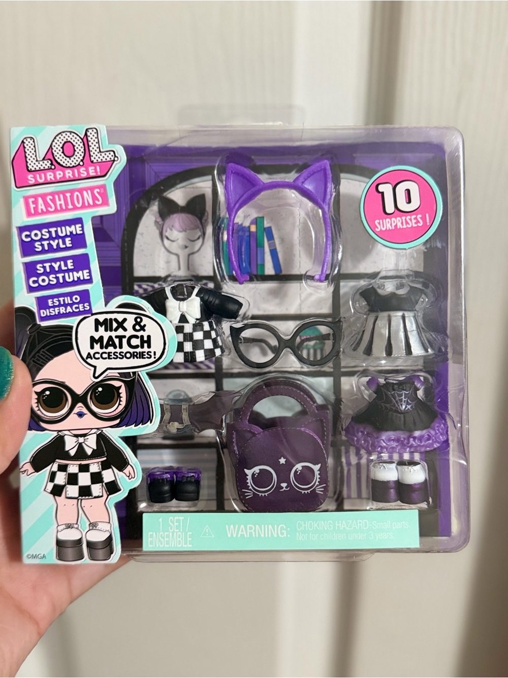 L.O.L. Surprise! Purple & Black Doll Accessory Mix